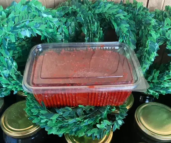 Tatlı biber salçası
