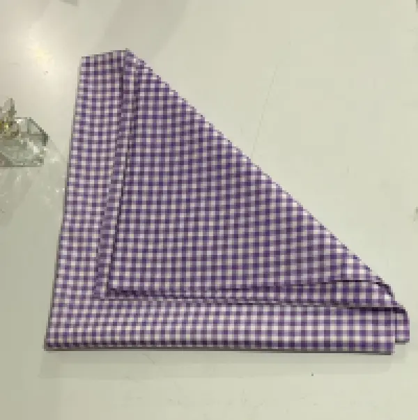 ( 1 Adet ) Leke Tutmaz Kumaş Masa Örtüsü ( MOR ) 200*200 cm