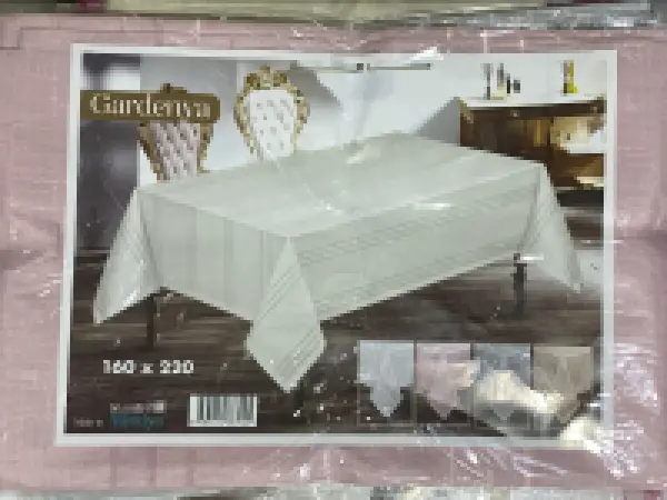 Gardenya Ekru Antika Desenli Masa Örtüsü 160X220 cm. PUDRA