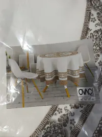 Gardenya Ekru Antika Desenli Masa Örtüsü (150X150) ( YUVARLAK MASA ÖRTÜSÜ ) ( KAHVERENGİ DESEN )
